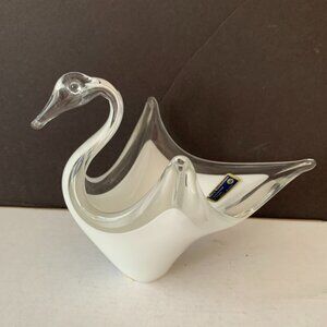 MERY BOMBONIERE LAVORAZIONE A MANO GLASS SWAN DISH  MADE IN ITALY  Hand Blown